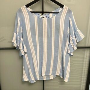 BP White and Blue Ruffled Short Sleeve Blouse